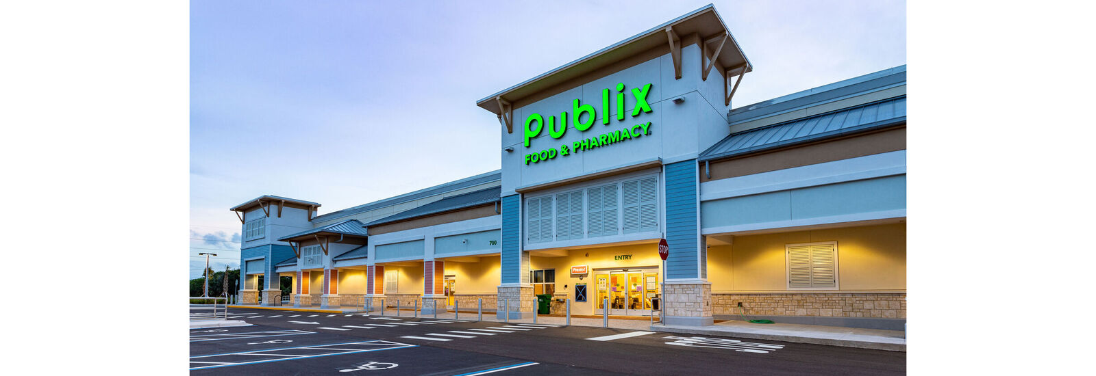 Publix Store Front